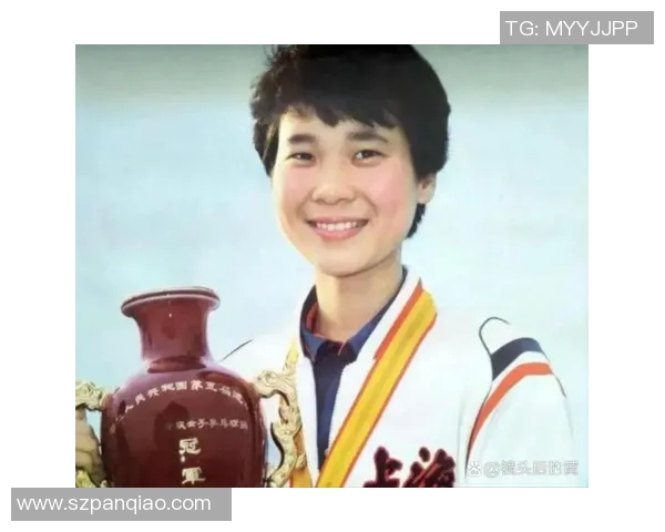 黄敏专访:从乒乓球新星到传奇教练的辉煌历程回顾 黄敏专访:从乒乓球新星到传奇教练的辉煌历程回顾