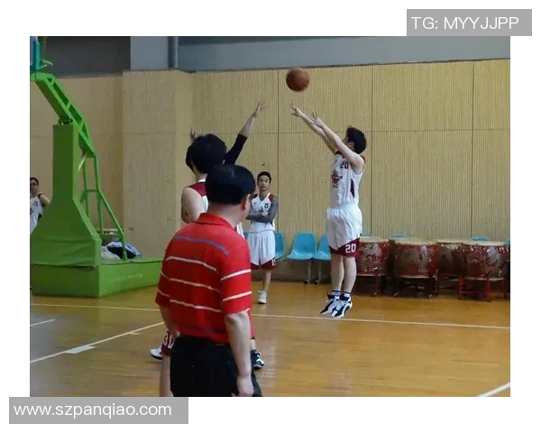 上海篮球队实力揭秘:从战术分析到球员风采的全面探索 上海篮球队实力揭秘:从战术分析到球员风采的全面探索