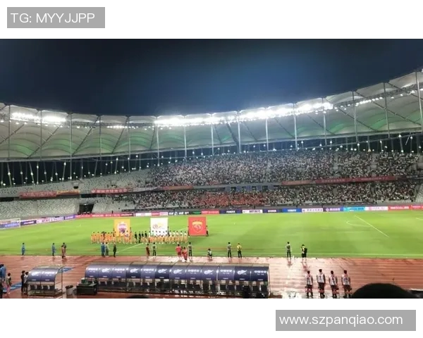 全国锦标赛最新积分榜揭晓上海篮球队以72分稳居榜首位置 全国锦标赛最新积分榜揭晓上海篮球队以72分稳居榜首位置