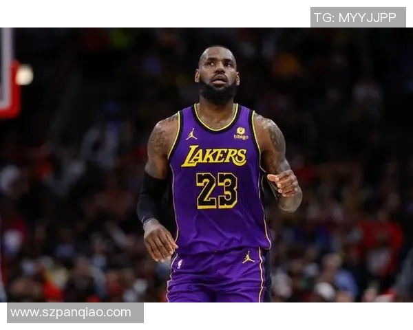 勒布朗詹姆斯：篮球之王的辉煌历程与传奇影响力探讨