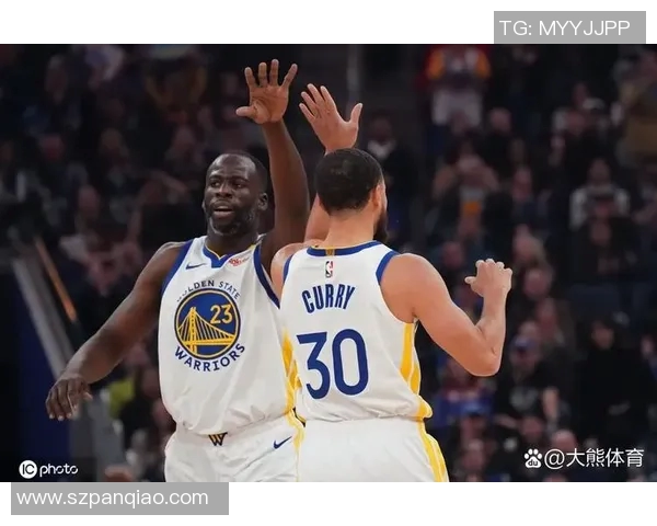 勇士与活塞激战正酣最终结果揭晓球迷们热议比赛精彩瞬间